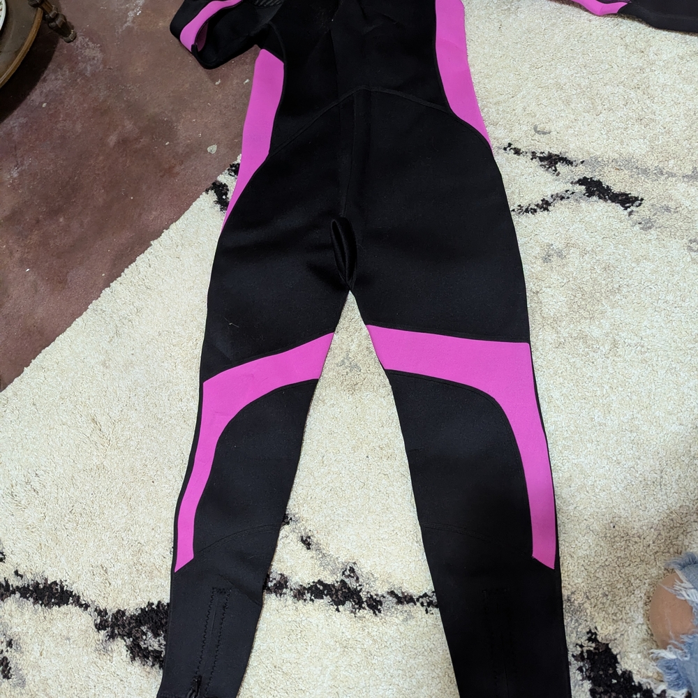 Women's Black and Pink Full-Body Wetsuit - Picture 3 of 7